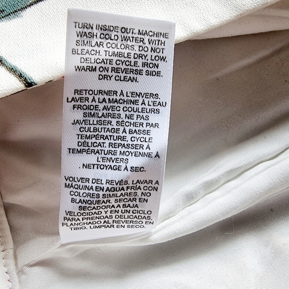 Dynamite Lightweight Floral Shorts - Picture 9 of 9